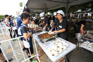 BIB: 
                            <button type="button" onclick="openModal(4726268)" class="btn btn-primary btn-sm float-right btn-popup" data-toggle="modal" data-target=".modal-high-quality">
                        <i class="fas fa-shopping-cart"></i> Add to Cart
                    </button>
                                            <button type="button" onclick="isThisMe(4726268, true)" class="btn btn-success btn-sm float-right btn-popup btn-isme hidden" data-toggle="tooltip" data-placement="bottom" title="นี่คือรูปของคุณใช่ไหม คลิกที่นี่เพื่อเอาเข้าอัลบั้ม">
                        <i class="fas fa-plus"></i> Add to album
                    </button>
                    <button type="button" onclick="isThisMe(4726268, false)" class="btn btn-warning btn-sm float-right btn-popup btn-isnotme hidden">
                        <i class="fas fa-ban"></i> Remove from album
                    </button>